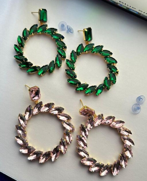 Elegant Crystal Hoop Earrings – Gold-Plated with Sparkling Rhinestones 2pcs